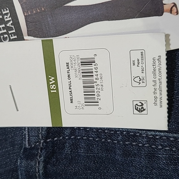 (3160)Melisa pull on, HighRise Flare,by Sofia Jeans, Women's Size 18W - Picture 15 of 17